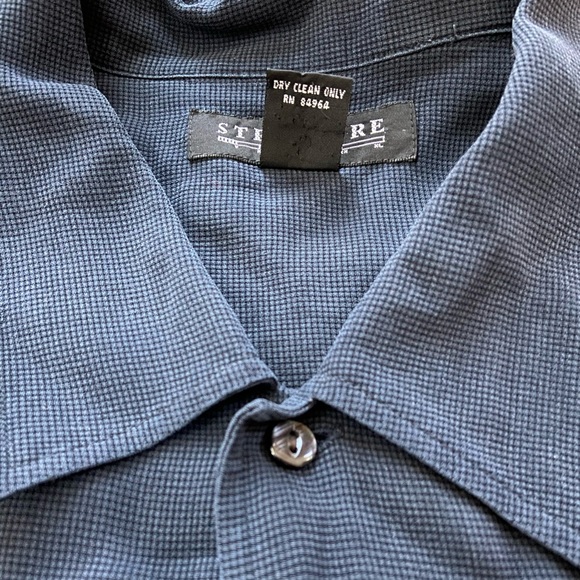 100% Silk Button Up - Picture 5 of 8